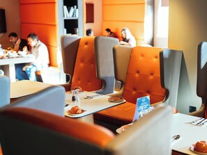 Restaurant - KM Apartments (Edinburgh)