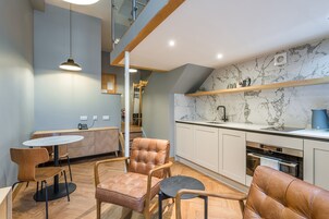 Superior Studio