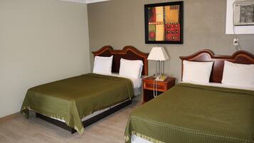 Fer et planche à repasser, Wi-Fi gratuit, draps fournis