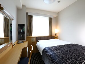 Down duvets, desk, free WiFi, bed sheets - APA Hotel Tokyo Itabashi Ekimae (Tokyo)
