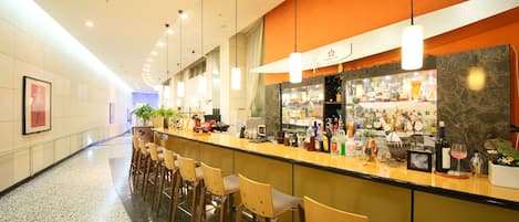 Bar (in der Unterkunft)