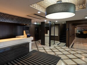 Lobby - APA Hotel Tokyo Ojima (Tokyo)