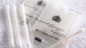 Room amenity - APA Hotel Midosuji Hommachi Ekimae (Osaka)