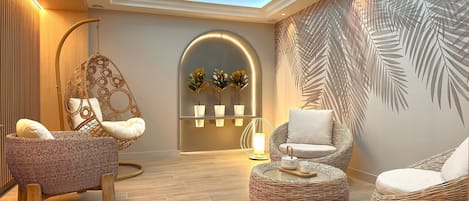 Sauna, hot tub, steam room, body treatments, hot stone massages