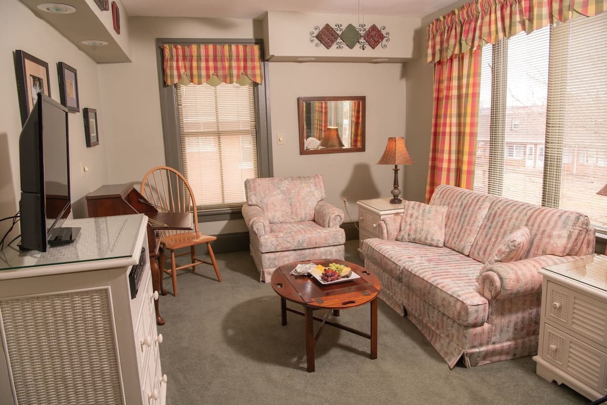 Grand Suite, 1 King Bed, Refrigerator & Microwave, Annex Building | Living area | Flat-screen TV