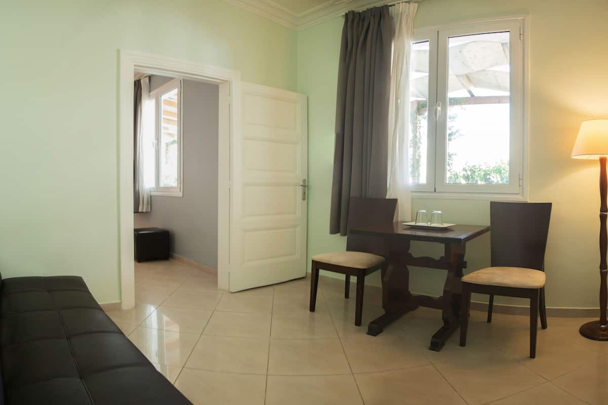 In-room safe, blackout curtains, iron/ironing board, free WiFi