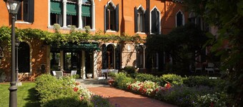 Pensione Accademia - Villa Maravege