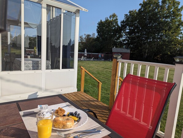 Sun deck - The Parrsboro Mansion Inn (Parrsboro)