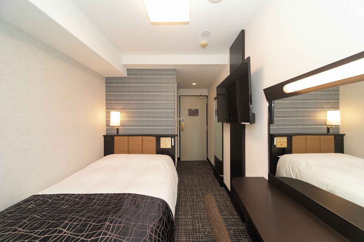 Doppelzimmer, 1 großes Einzelbett, Nichtraucher | Daunenbettdecken, Schreibtisch, Verdunkelungsvorhänge, kostenloses WLAN