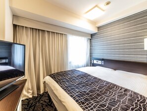 Untuvapeitot, työpöytä, kannettavalle tietokoneelle sopiva työtila