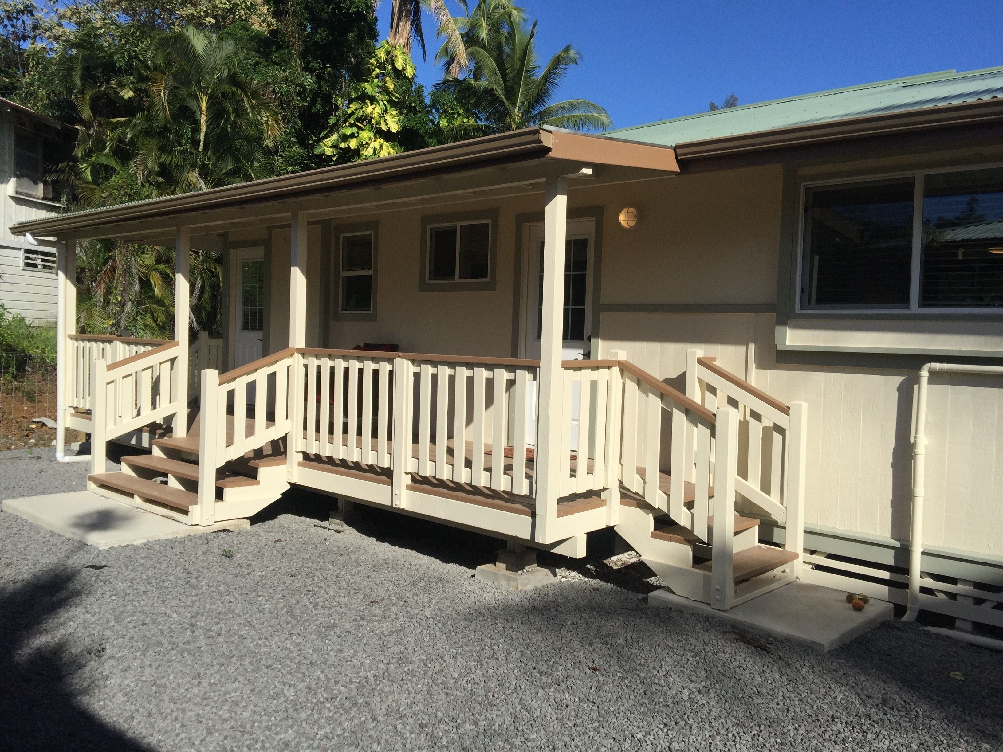 family house, private bathroom, lagoon view (aaron's beach house priva) | living area | flat-screen tv