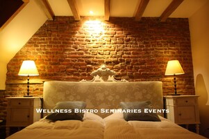 Quarto casal superior | Escrivaninha, espaço de trabalho para notebook, quartos à prova de som