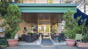 Exterior - Hotel Elefante Bianco (Valsamoggia)