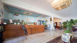 Lobby - Hotel Elefante Bianco (Valsamoggia)