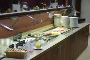 Petit déjeuner buffet compris tous les jours