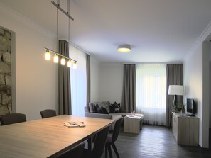 Studio | Living area