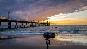 بالقرب من الشاطئ