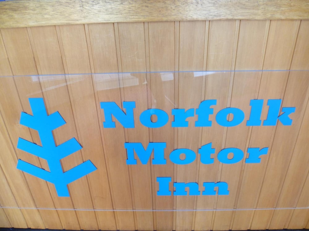 NORFOLK MOTOR INN by null