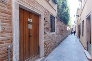 Exterior - Santa Margherita Guesthouse (Venice)