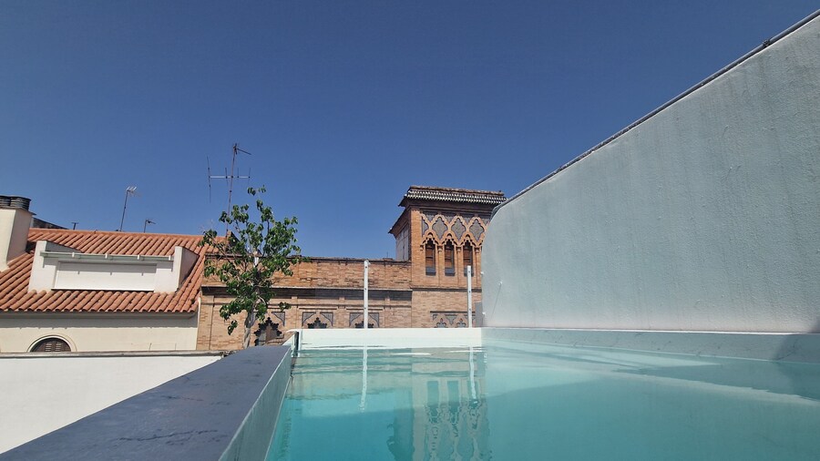 Hotel y Apartamentos Doña Lola