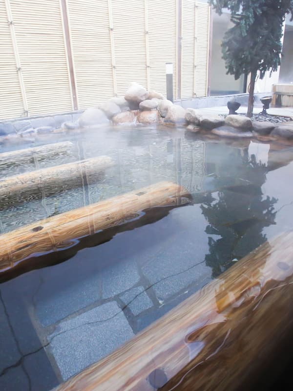 Sauna, hot tub, aromatherapy