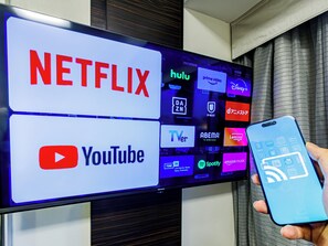 Skrivebord, wi-fi (inkludert) og sengetøy