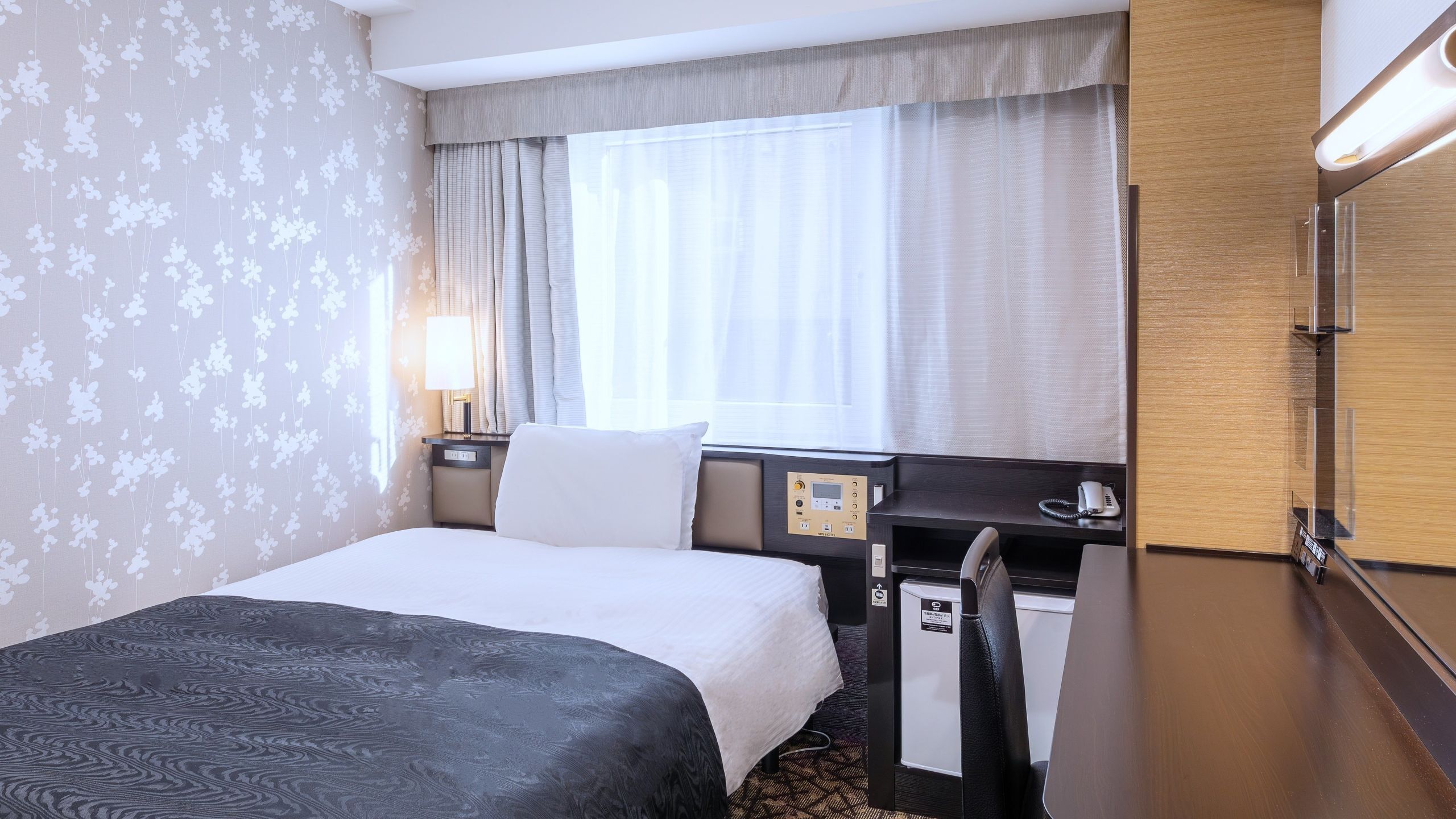 Couette en duvet d'oie, bureau, rideaux occultants, Wi-Fi gratuit