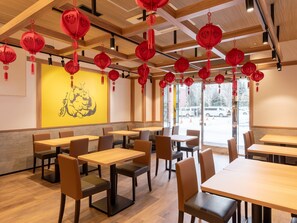 Restaurant - APA Hotel Sapporo Odori Ekimae Nishi (Sapporo)