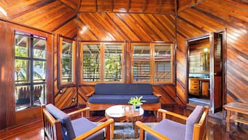 Standard Room, Upper Suite | Ropa de cama de alta calidad y minibar