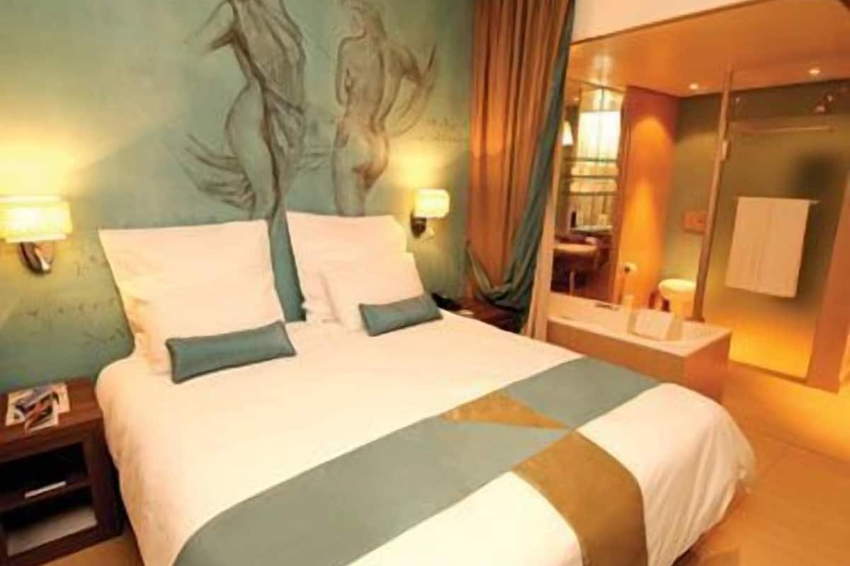 Peralatan tempat tidur premium, busa memori, peti besi dalam bilik 