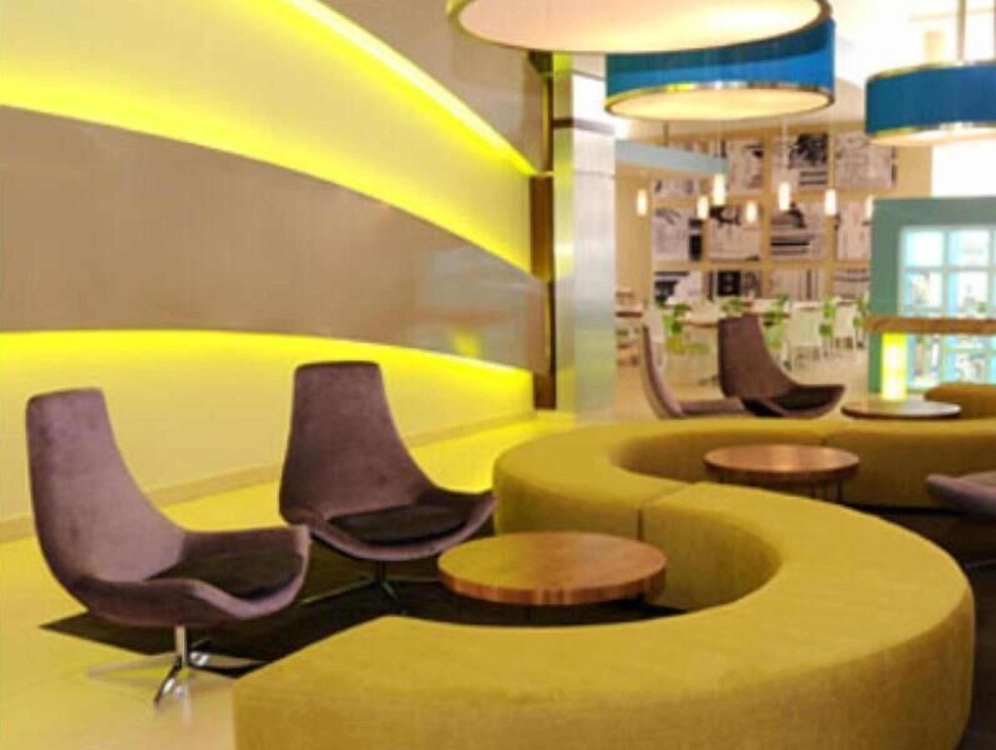 couples treatment room(s), body treatments, aromatherapy, body wraps