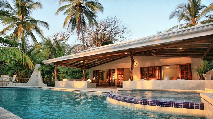 Hotel Tropico Latino