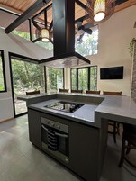 家庭别墅, 2 间卧室, 无烟房, 花园景观 | 私人厨房