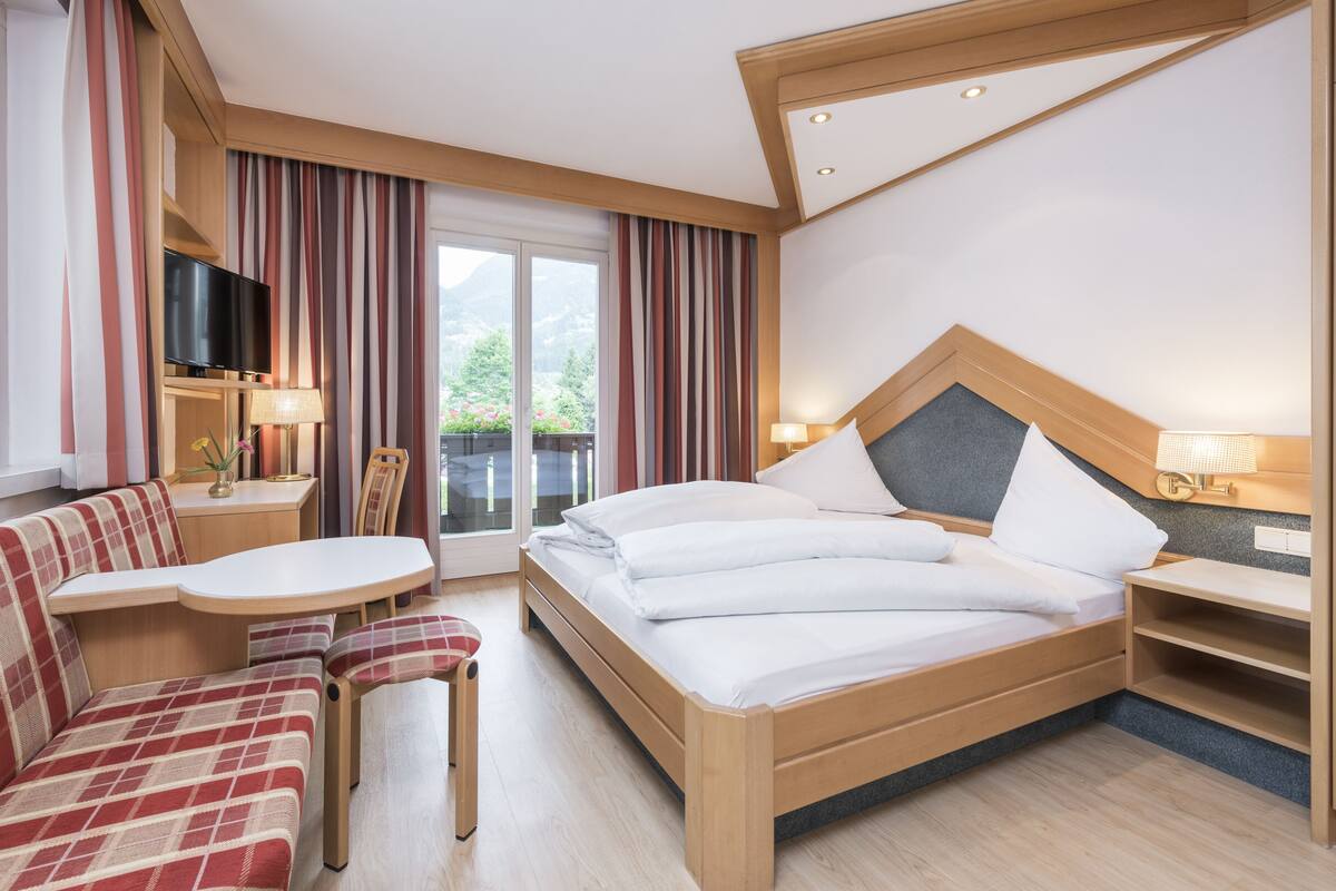Chambre Double Économique (Aurinum) | Minibar, coffres-forts dans les chambres, rideaux occultants