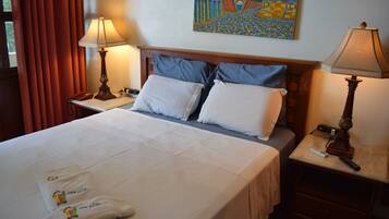 1 Schlafzimmer, Minibar, Zimmersafe, Schreibtisch