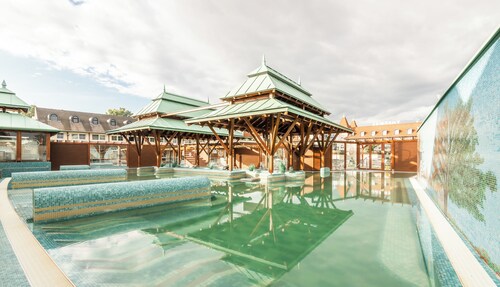 Thermal Hotel Superior