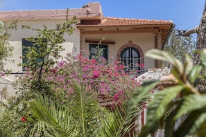 View from room - Eliza Hotel (Agios Nikolaos)