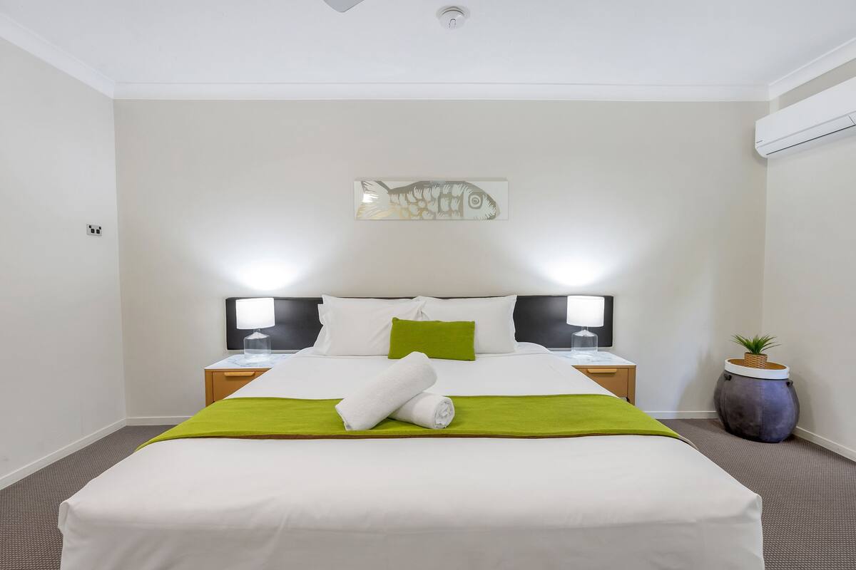 Hotel Room | Blackout curtains, iron/ironing board (on request), bed sheets