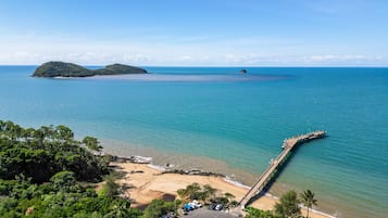 海灘、白沙