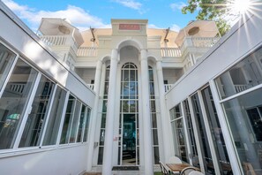 Fachada del alojamiento