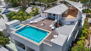Piscina en la azotea