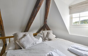 1 chambre, couette en duvet d'oie, minibar