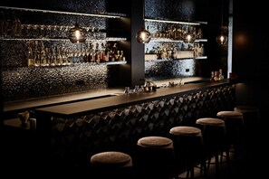 Bar (en la propiedad)