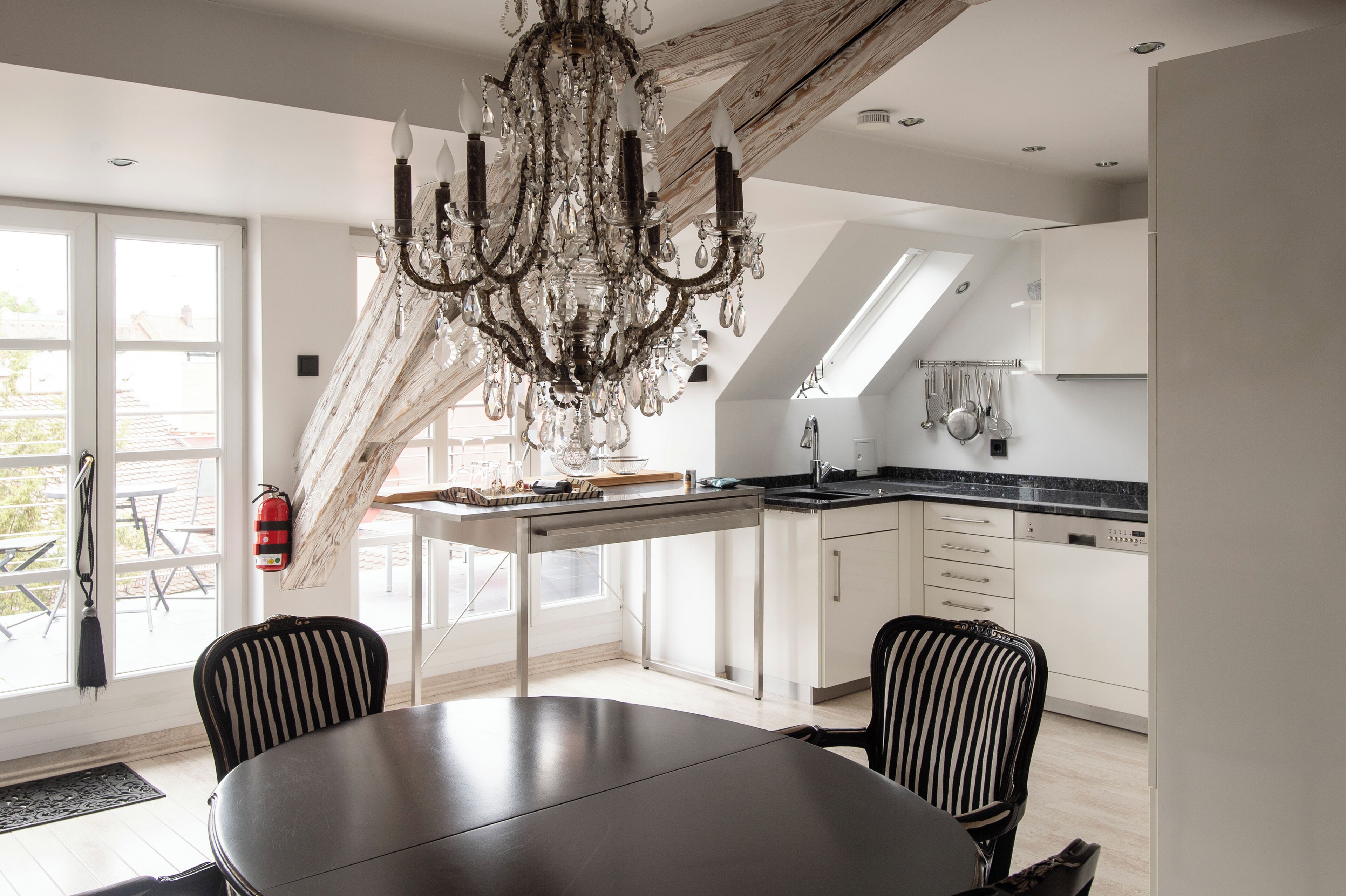 luxury room, 1 queen bed, bathtub, garden view | private kitchen