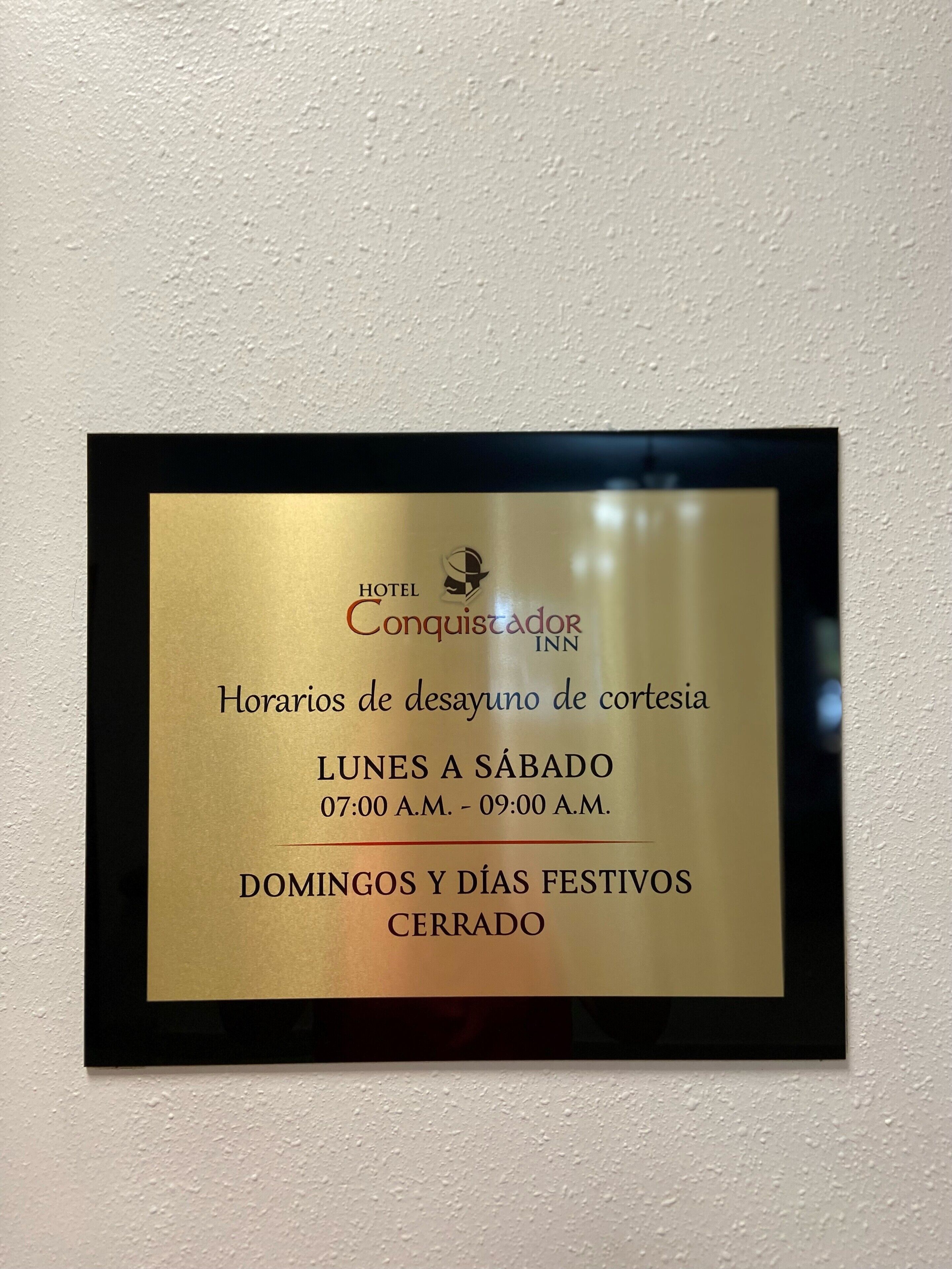 free daily full breakfast