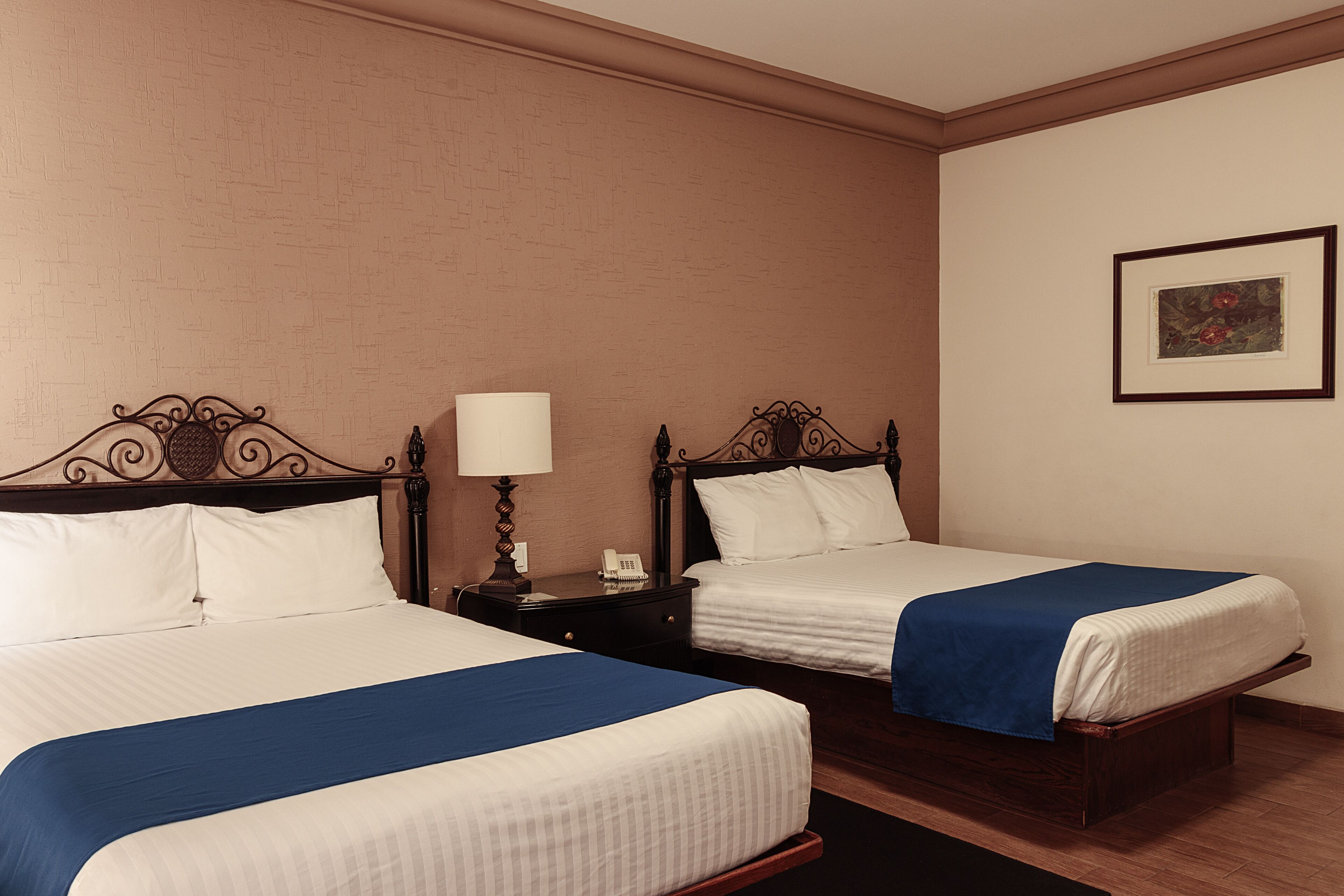 standard double room (expedia) | 1 bedroom, premium bedding, down duvets, in-room safe