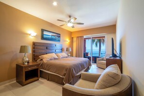 Penthouse 3 Bedrooms | In-room safe, iron/ironing board, bed sheets - Hotel Palmas De Cortez (Los Barriles)