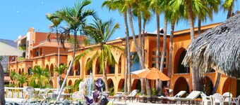 Hotel Palmas De Cortez