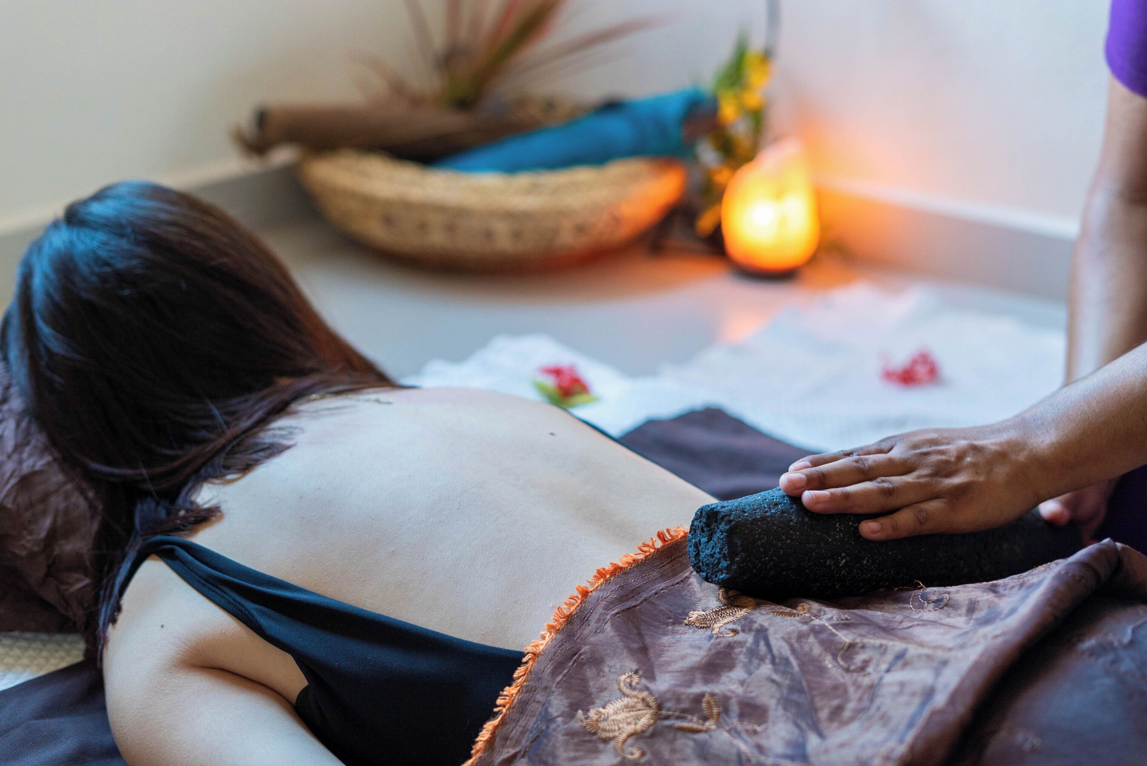 body treatments, aromatherapy, body wraps, body scrubs, facials