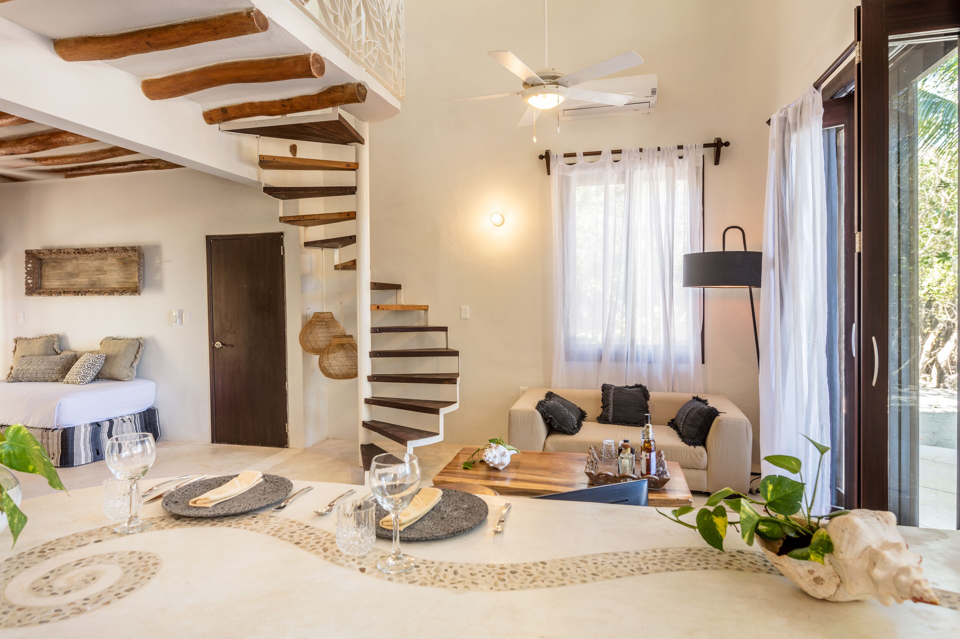 grand villa | living area